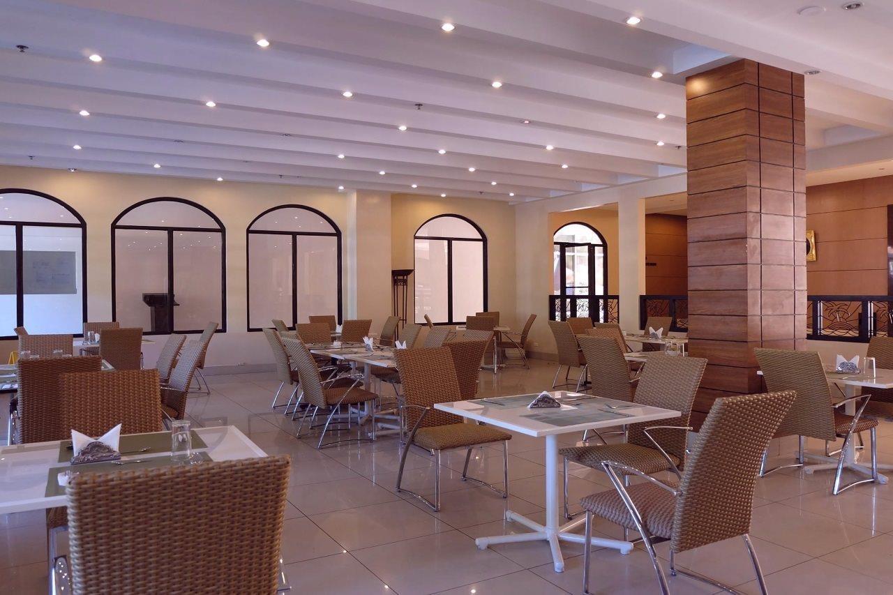 Egi Resort & Hotel Lapu-Lapu City Exterior foto