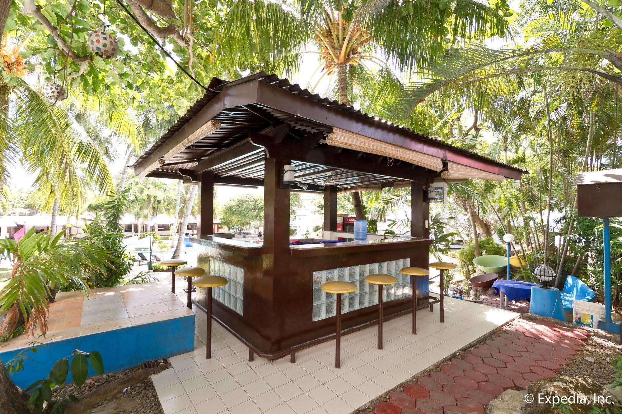 Egi Resort & Hotel Lapu-Lapu City Exterior foto